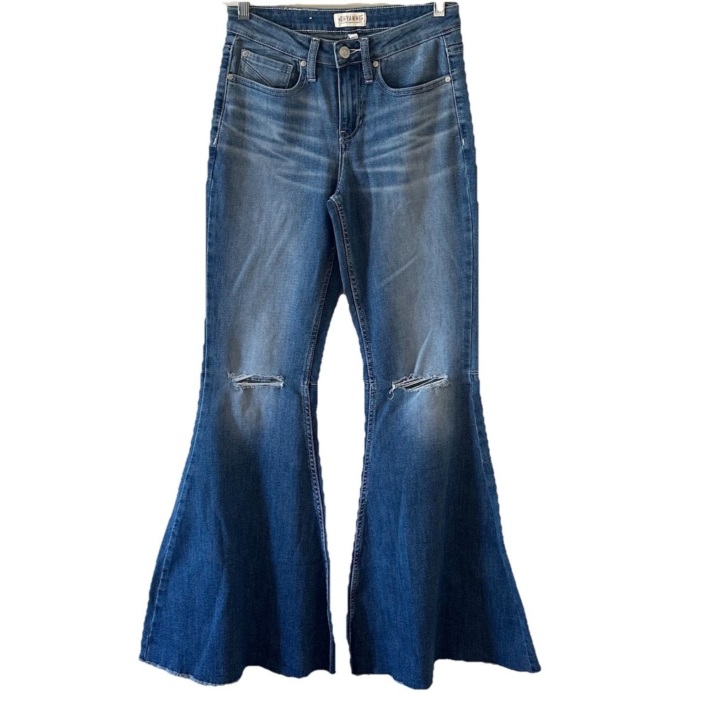Shyanne Womens Blue Super Flare Leg Destructed Fray Hem Jeans Size 29 Inseam 34"